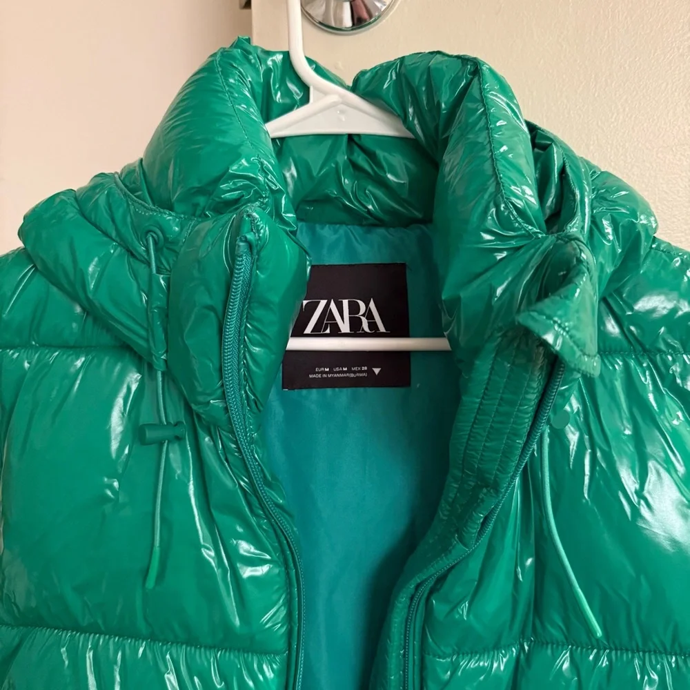Zara Puffer Vest - Picture 4 of 7